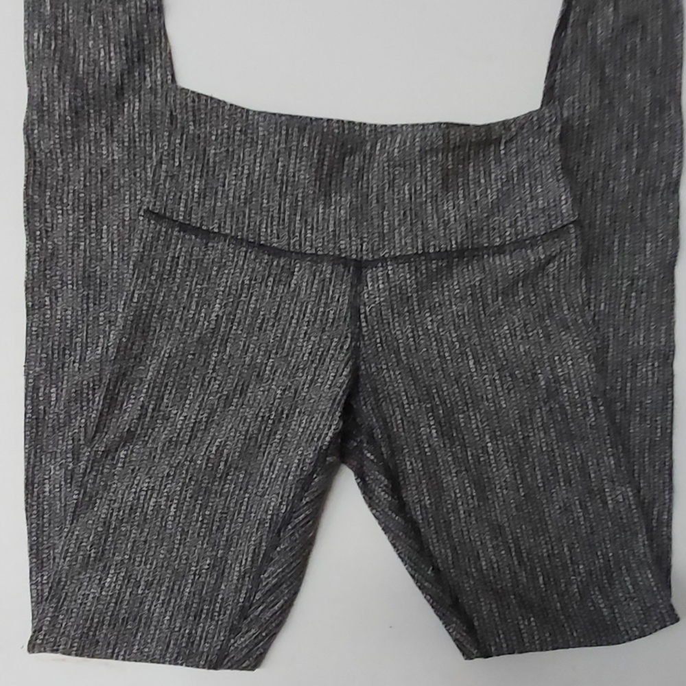 Lulu lemon tights size 00 - Picture 3 of 4